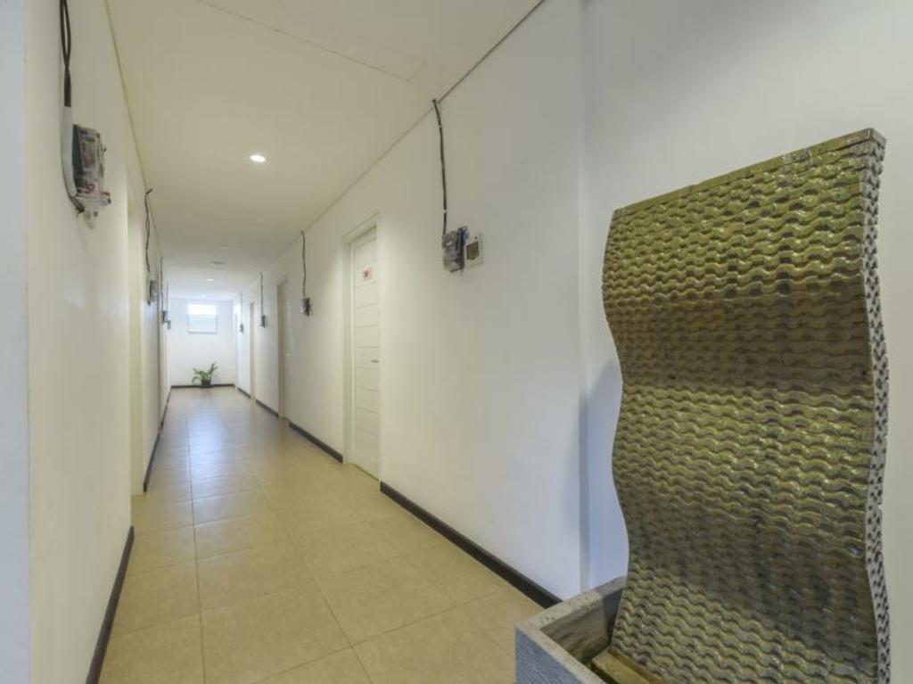 Lowcost Bed & Breakfast Jimbaran Exteriör bild